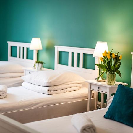 Palermo Moxy Te&Am Cracow Apartment Krakow Bagian luar foto